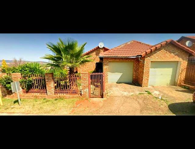 3 BEDROOM HOUSE FOR SALE IN PHILIP NEL PARK